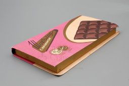 Картонная коробочка из-под плитки «Шоколад с начинкой»​, фабрика «Красный Октябрь», Москва, 1966 г.