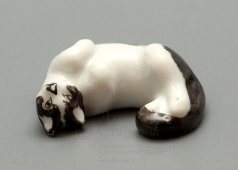 Статуэтка-миниатюра «Кошка, лежащая на спине», автор Кучкина Т. С., фарфор ЛФЗ, 1930-е, редкость