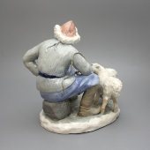 Статуэтка «Чабан с овцами», скульптор Чирков Н. П., фарфор Дулевского завода, 1960 г.