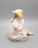 Советская фаянсовая статуэтка «Ветерок», ЗИК Конаково, автор Холодная М. П., СССР, 1960-е