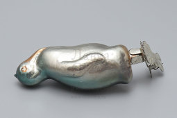 Советская ёлочная игрушка «Пингвин перламутровый», стекло, Москва, 1950-е