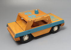 Советская деревянная игрушечная машинка «ГАИ», 1980-е