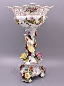 Фарфоровая ваза, фруктовница «Дама с кавалером», Германия, перв. пол. 20 века