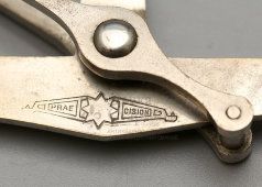 Сборные карманные аптекарские весы на основании коробки-футляра, Европа для России, н. 20 в.