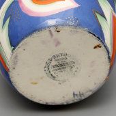 Декоративная фарфоровая ваза с растительной росписью, ЛФЗ, юбилейное клеймо 1937 г.