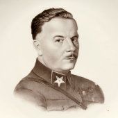 Тарелка «Климент Ефремович Ворошилов», Дулево, 1930-40 гг., фарфор, деколь.
