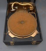Редкий патефон «Gedson de luxe» с накладками из латуни, Англия, 1920-30 годы, в рабочем состоянии, отличное звучание