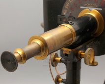 Старинный офтальмометр Жаваля-Шетца (Javal&Schiotz), Giroux constructeur, Париж, кон. 19, нач. 20 вв.
