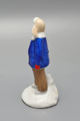 Фигурка «Школьник, скульптор Бржезицкая А. Д., редкая роспись, фарфор, Дулево, 1948-51 гг.