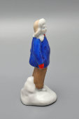 Фигурка «Школьник, скульптор Бржезицкая А. Д., редкая роспись, фарфор, Дулево, 1948-51 гг.