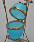 Антикварная шкатулка в виде пасхального яйца «Бабочки», латунь, стекло, Россия, 19 в.