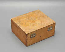 Винтажная нагрузочная вилка для проверки аккумуляторных батарей, карболитовый корпус, деревянный футляр, СССР, 1957 г.