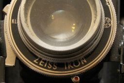 Старинный фотоаппарат Zeiss Ikon Nettar 515/16, объектив Novar Anastigmat 75 мм f/4,5