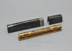 Старинный латунный пузырьковый строительный уровень с футляром, Европа, н. 20 в.