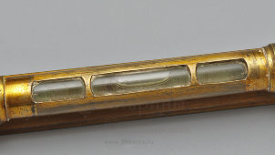 Старинный латунный пузырьковый строительный уровень с футляром, Европа, н. 20 в.