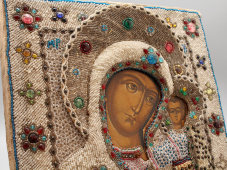 Старинная икона Казанской Богоматери в бисерном окладе, Поволжье, нач. 20 в.