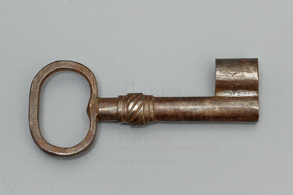 Купить старинный амбарный ключ с круглой бородкой, Россия, 19 в.