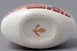 Маленькая вазочка «Московский Кремль», Дмитровский фарфоровый завод в Вербилках, 1950-60 гг., фарфор