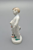 Статуэтка «Мальчик с лошадкой», скульптор Столбова Г. С., серия «Счастливое детство», ЛФЗ, 1960-е