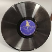 Исп. ансамбль под управлением Ф. Ф. Криша: «Танец» и танго «Магнолия в цвету». Апрелевский завод 1950е гг. 