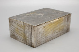 Серебряная коробка из-под сигар «Fabrica de Tabacos» с гравировкой «Табакъ привозный», серебро 84 пр., фирма «Пецъ», Россия, к 19 в.