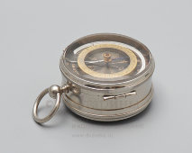 Старинный карманный раскладной анероидный барометр с компасом в кожаном футляре, Франция, 19 в.