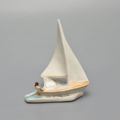 Статуэтка «Парусник», ​скульптор Львов Ю. М., фарфор, Первомайский фарфоровый завод (Песочное), 1964 г.