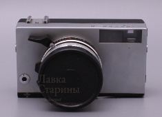 Советский автоматический шкальный фотоаппарат «Зоркий-11»