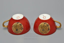 Советский чайный сервиз тет-а-тет с медальонами под хохлому, фарфор, ЛФЗ, 1930-35 гг.