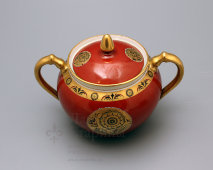 Сахарница из экспортного чайного сервиза с изображением цветов, ГФЗ, 1930-35 годы