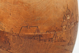 Старинное пасхальное яйцо-шкатулка в русском стиле «Пасхальная встреча», дерево, роспись, Россия, кон. 19, нач. 20 вв.