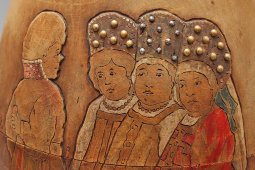 Старинное пасхальное яйцо-шкатулка в русском стиле «Пасхальная встреча», дерево, роспись, Россия, кон. 19, нач. 20 вв.