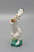 Статуэтка «Заяц с трубой», скульптор Чарушин Е. И., фарфор, анималистика ЛФЗ, 1950-60 гг.