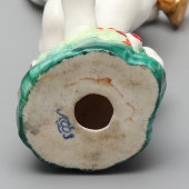 Статуэтка «Заяц с трубой», скульптор Чарушин Е. И., фарфор, анималистика ЛФЗ, 1950-60 гг.