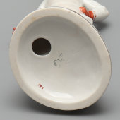 Статуэтка «На катке», cкульптор Велихова С. Б., фарфор, ЛФЗ, 1950-60 гг.