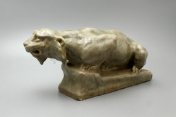 Старинная декоративная скульптура «Львица», автор Михолап Н. П., Училище барона А. Л. Штиглица, Россия, 1910-е