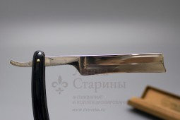 Опасная бритва «Гравюра»