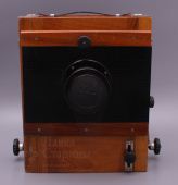 Советский деревянный фотоаппарат «ФК», объектив Индустар-51, формат 13х18 см