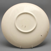 Большая декоративная тарелка «Речной пейзаж», дореволюционный фаянс, Россия, к. 19, н. 20 вв.