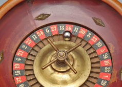 Старинное мини казино, набор для игры в рулетку, дерево, латунь, Европа, нач. 20 в.