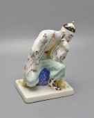 Комплект статуэток «Танцовщик П. А. Гусев в партии хана Гирея и балерина В. П. Васильева в партии Марии​ в балете «Бахчисарайский фонтан», скульптор Киселев А. А., фарфор,​ ЛЗФИ, 1956-67 гг.