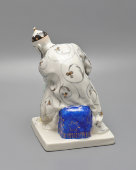 Комплект статуэток «Танцовщик П. А. Гусев в партии хана Гирея и балерина В. П. Васильева в партии Марии​ в балете «Бахчисарайский фонтан», скульптор Киселев А. А., фарфор,​ ЛЗФИ, 1956-67 гг.