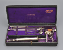 Старинный медицинский аспиратор Дьёлафуа (Aspirateur de Dieulafoy), оригинальный футляр, Франция, кон. 19 в.