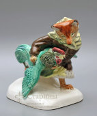 Советская фаянсовая фигурка «Лиса и петух», Конаково, скульптор Э. П. Визин