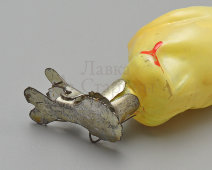 Советская ёлочная игрушка на прищепке «Утёнок», стекло, Москва, 1950-е