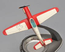 Сувенирная модель самолета ЯК-18П с пепельницей, подарок летчику, СССР, 1970-е