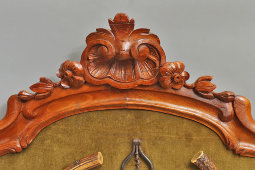 Коллекция из 17 старинных штопоров в антикварной раме, подарок ценителю вина или виноделу, Европа, кон. 19, нач. 20 вв.