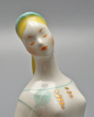 Статуэтка «Березка», скульптор Жникруп О. Л., 1950-70 гг., Довбышевский фарфоровый завод