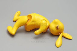Советская игрушка на резинках «Заяц», целлулоид, Охтинский химкомбинат, 1950-е