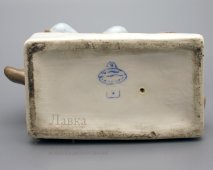 Фарфоровая статуэтка СССР «Мальчик на санках», Украина, Городница, 1940-е